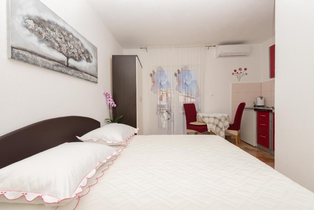 Apartments Dalmato Makarska Exteriör bild